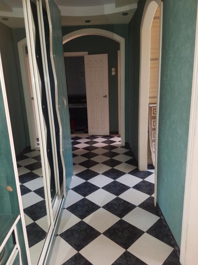 Viktor Apartment Chornomorsk Bagian luar foto